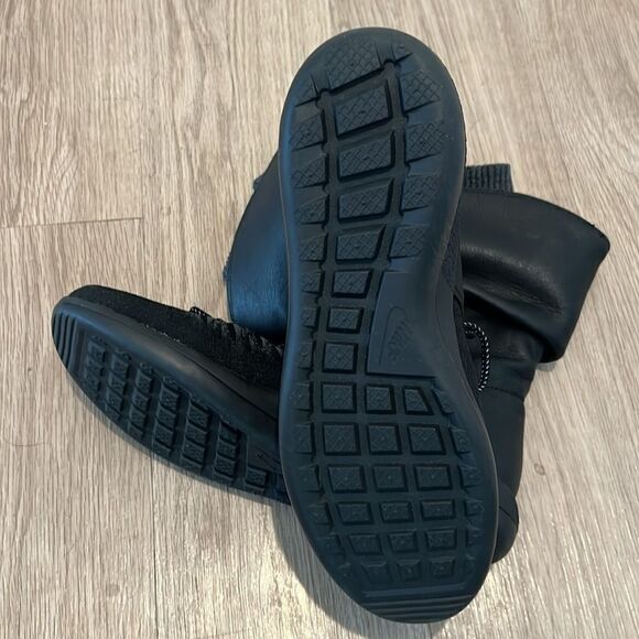 Nike Womens Roshe Two Hi Flyknit Slouch Leather Boots Size 10, Black Gray 861708 - Picture 11 of 15